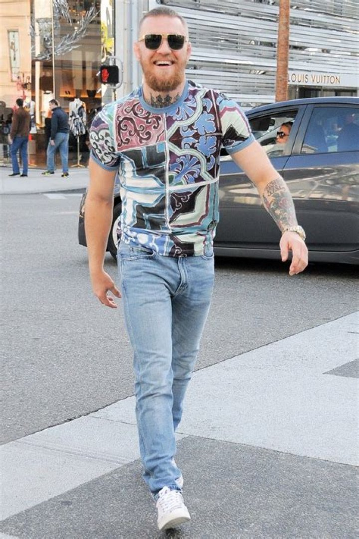 Celebheights And Measurements Of Conor McGregor