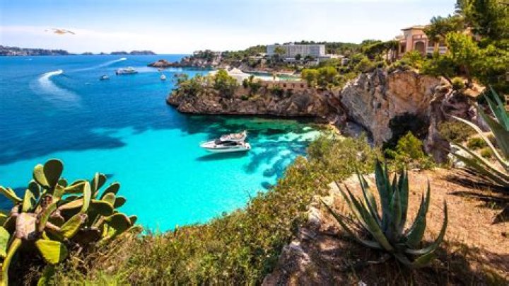 Discover The Enchanting Coastal Charm Of Czinano