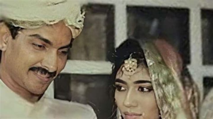 Get The Scoop: Ravi Shastri's Wife, Unveiled