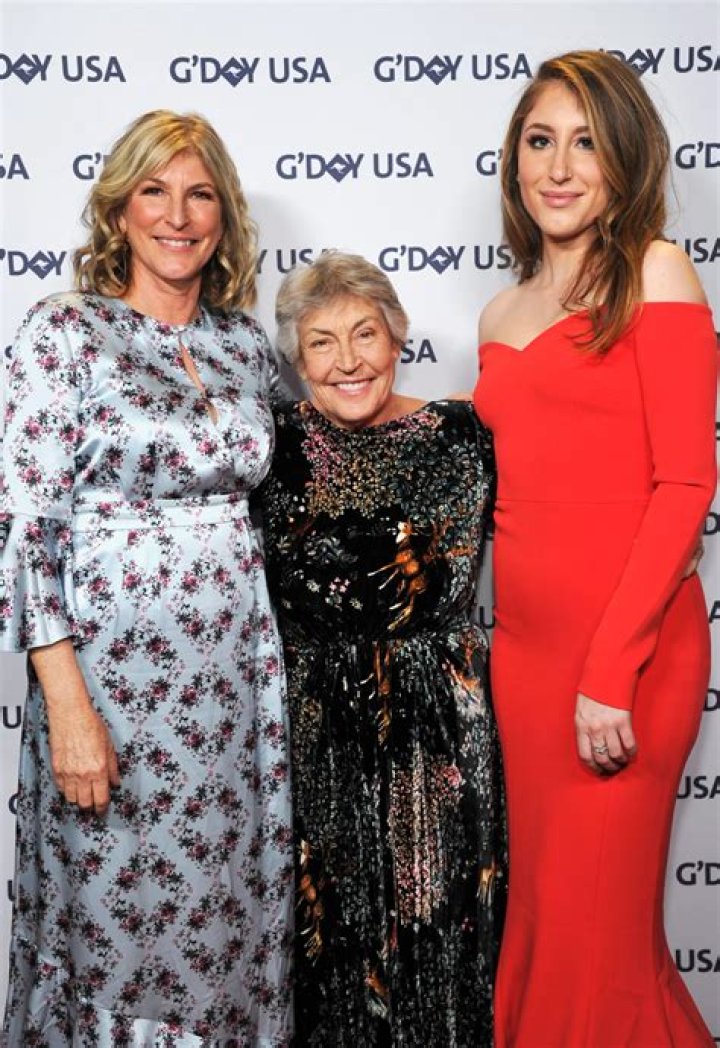Helen Reddy's Daughter: Who Is Traci Donat?