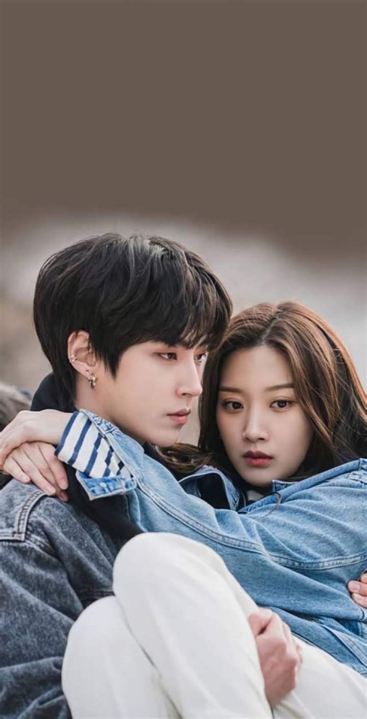 Hwang In Yeop's Love Life: Dating Status Unveiled