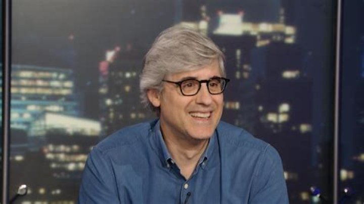 Mo Rocca Marriage Status: Is The TV Personality Married?