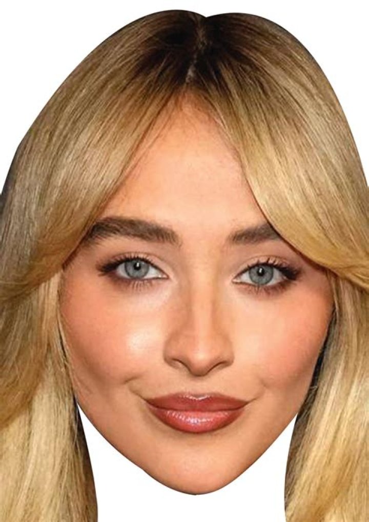 Sabrina Carpenter's Face Shape: A Guide To Her Unique Features