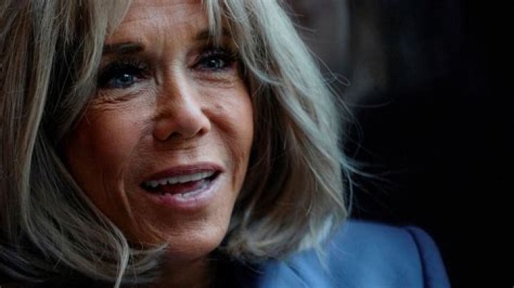 The Allure Of Brigitte Macron's Signature Hair: Timeless And Effortless