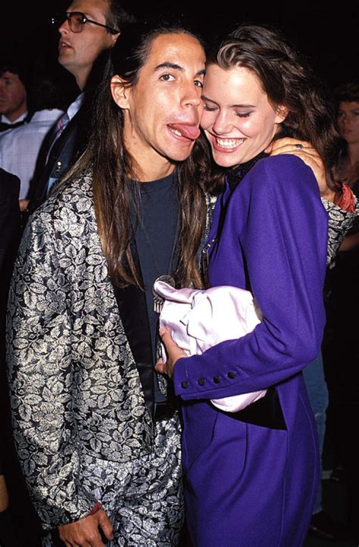 The Red Hot Chili Peppers' Young Girlfriend: A Deep Dive Into Anthony Kiedis' Romantic History