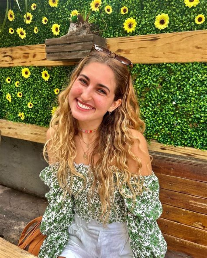 The Story Of Sarah Mathers: Inspiration And Tragedy