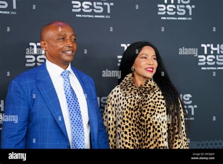 Thlopie Motsepe: Meet The Wife Of A Leading Business Tycoon