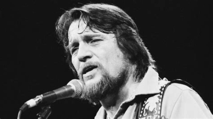 Uncover The Exact Stature: How Towering Was Waylon Jennings?