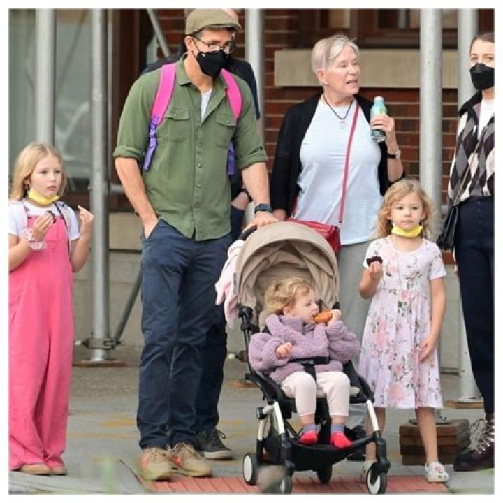Unveiling Blake Lively's Kids' Genders: A Comprehensive Guide