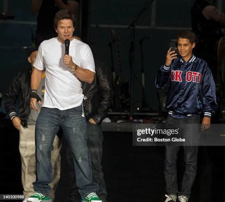 Wahlberg Does Backstreet Boys Audition | Wahlberg Backstreet Boys