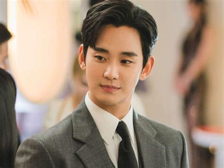 Who Is The Wife Of The Famous Actor Soo Hyun?